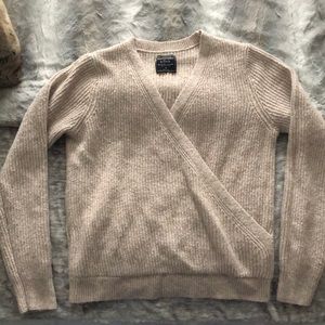 Cute Abercrombie & Fitch wrap sweater